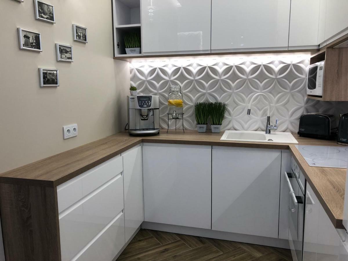 Family & Business Elegant Apartments Ul Warszawska - 2 Bedroom, Balcony, Parking เคียลเซ ภายนอก รูปภาพ